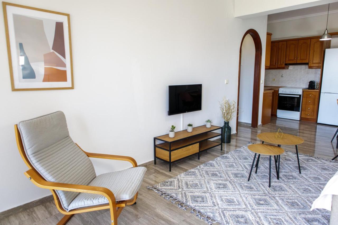 Almyros Aktis Seaview Apartment Kalamata Exterior foto